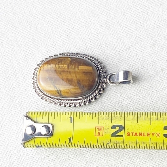 Large Sterling Silver Tiger Eye Pendent - Picture 6 of 9